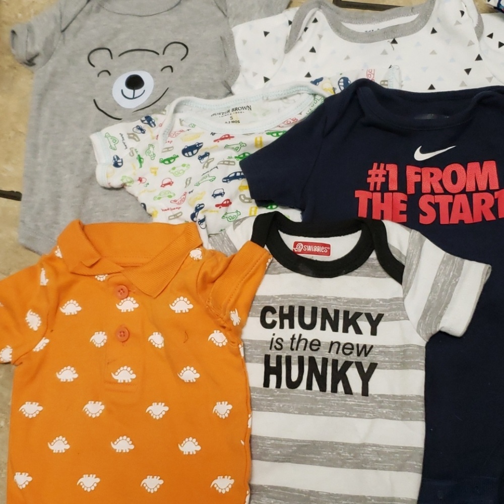 Bundle 0-3 month short sleeve onsies